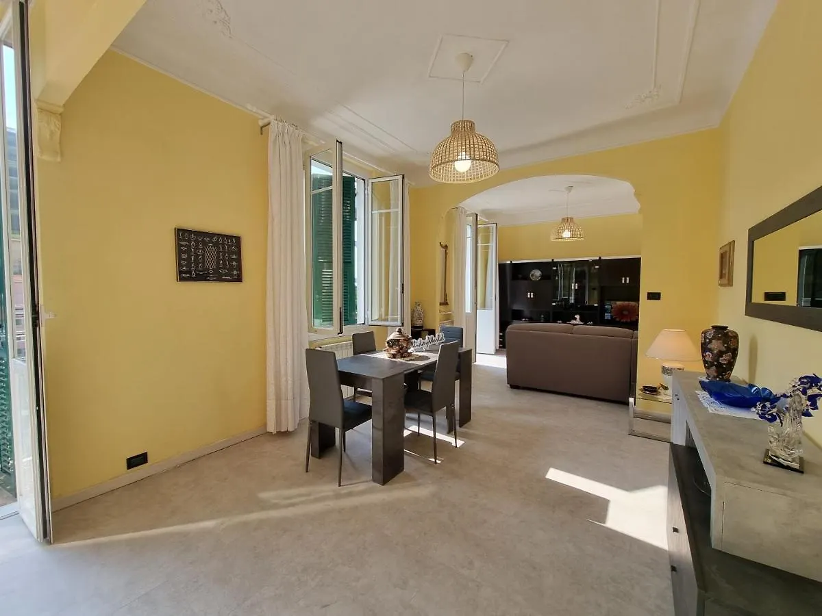 Casa Boba By Holiday World Apartment Varazze Italy