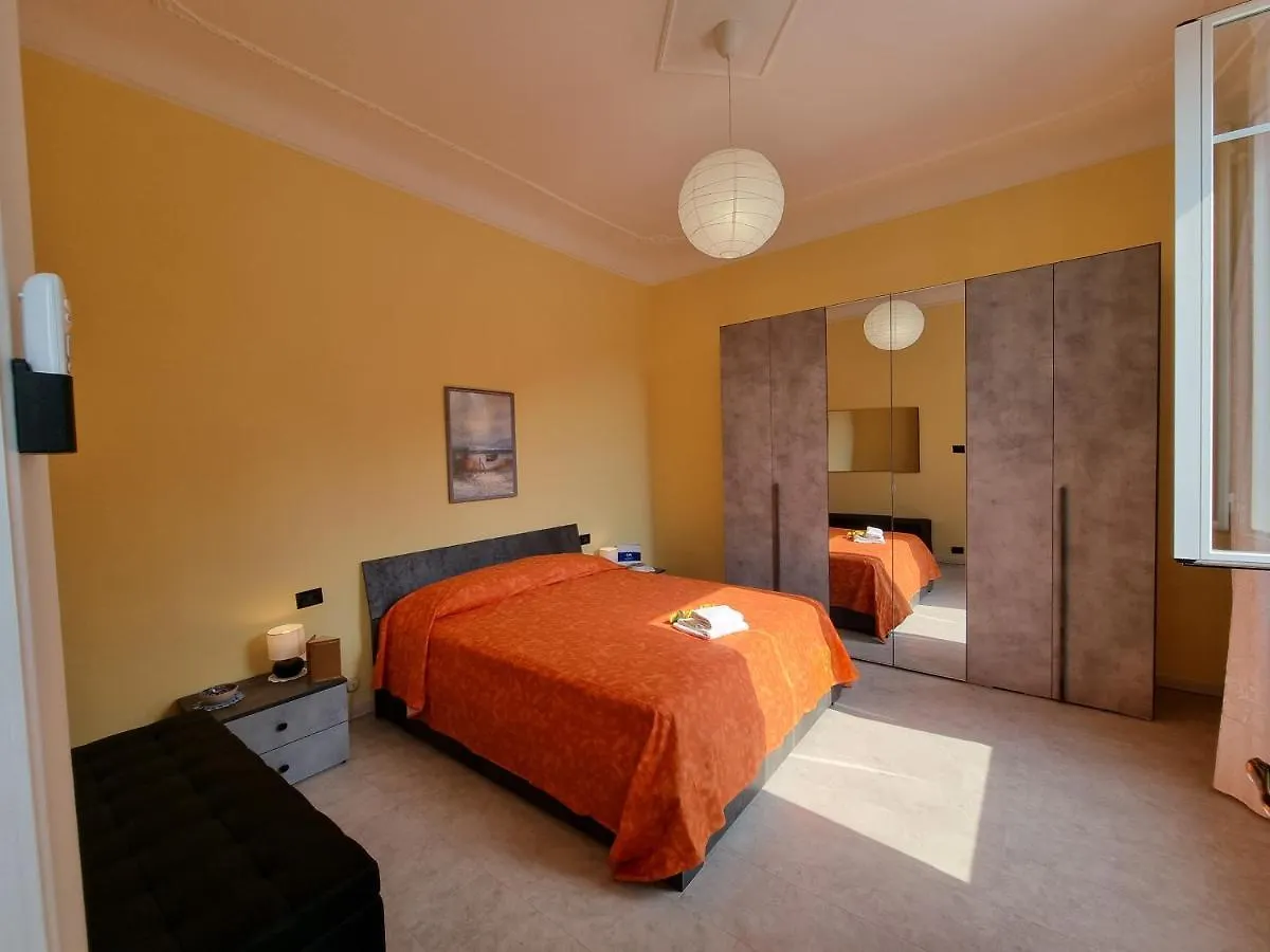 Casa Boba By Holiday World Apartment Varazze