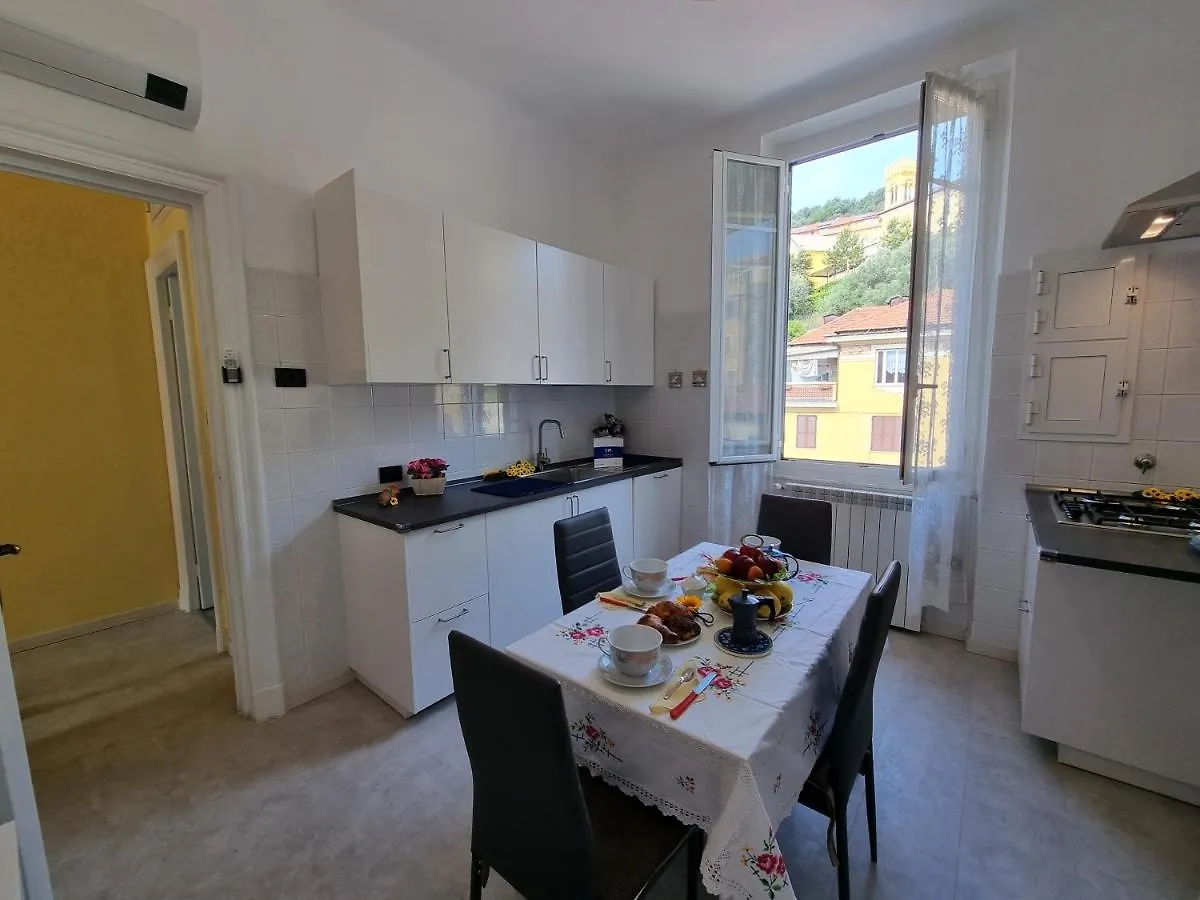 Casa Boba By Holiday World Apartment Varazze 0*,